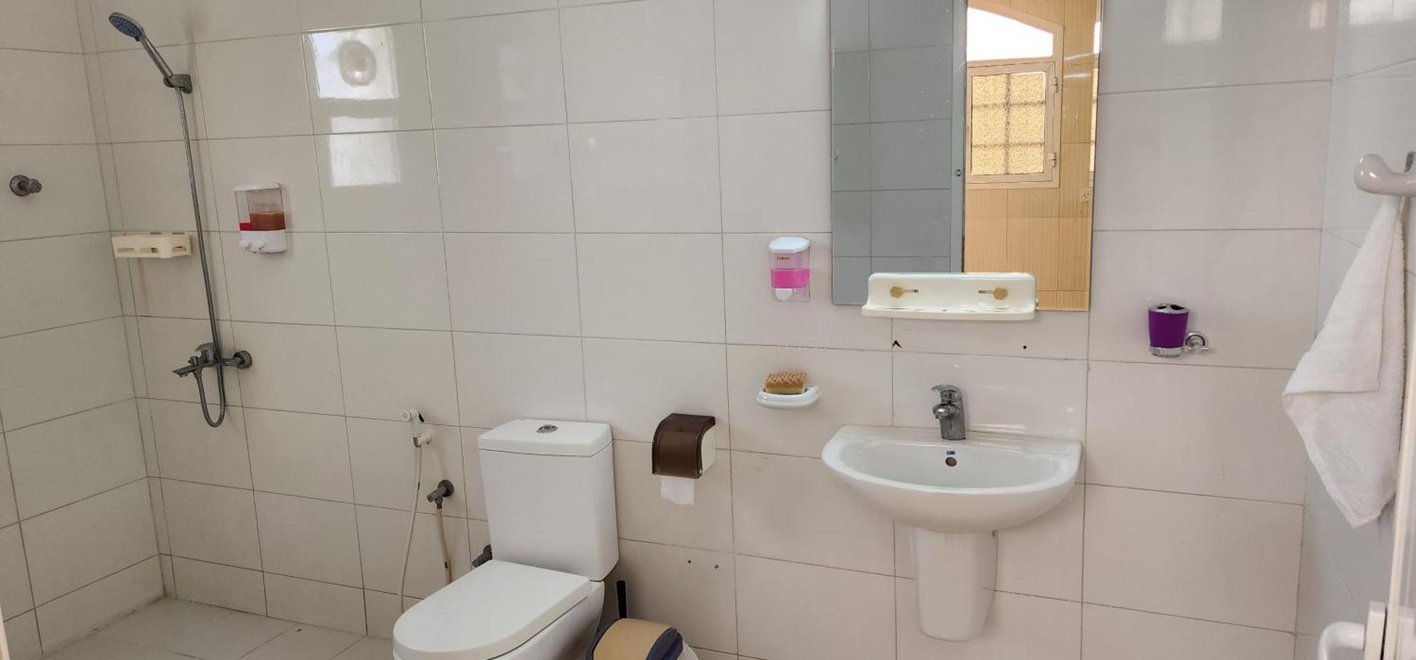 Muscat Airport Guesthouse All Private Ensuite Rooms Maison d'hôtes Mascate