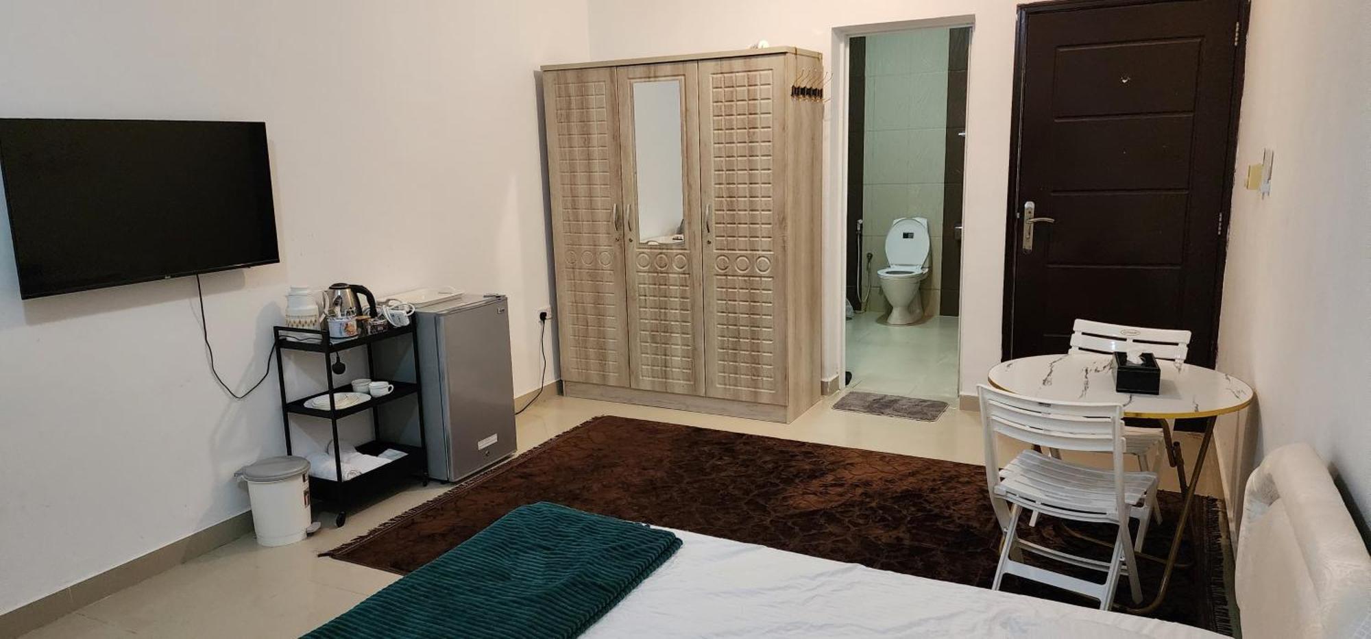 Maison d'hôtes Muscat Airport Guesthouse All Private Ensuite Rooms *
