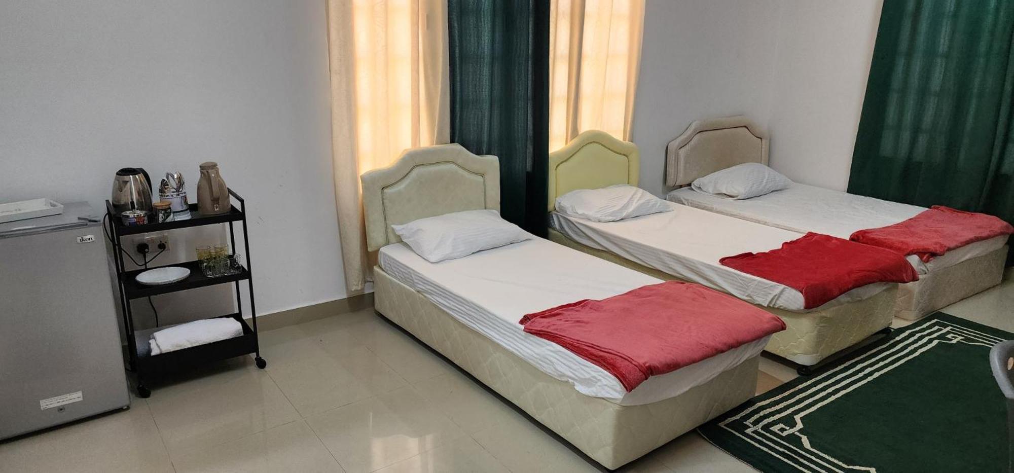 Maison d'hôtes Muscat Airport Guesthouse All Private Ensuite Rooms